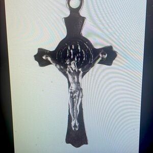Elegant Silver Crucifix Wall Art